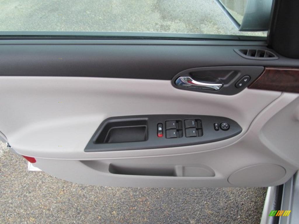 2011 Impala LT - Silver Ice Metallic / Gray photo #9