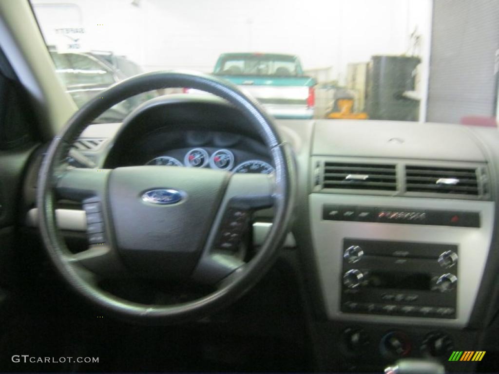 2009 Sable Premier Sedan - Sangria Red Metallic / Charcoal Black photo #4