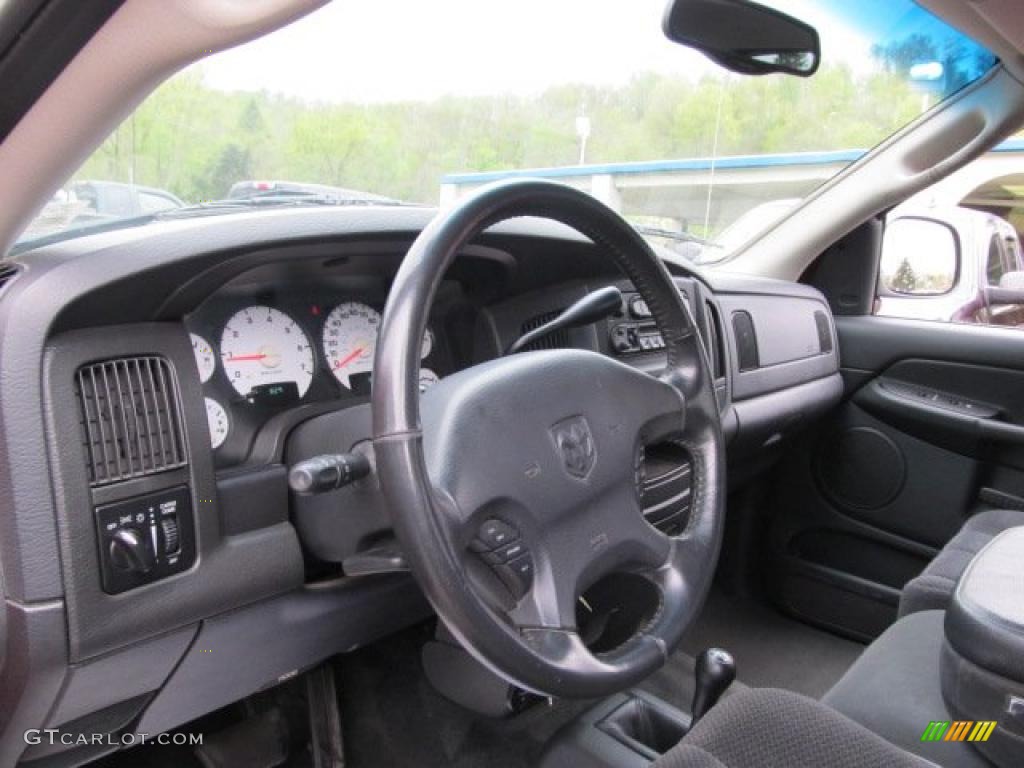 2002 Ram 1500 SLT Quad Cab 4x4 - Flame Red / Dark Slate Gray photo #7