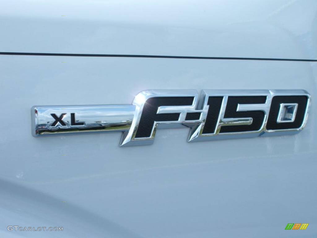 2011 F150 XL SuperCab - Oxford White / Steel Gray photo #4