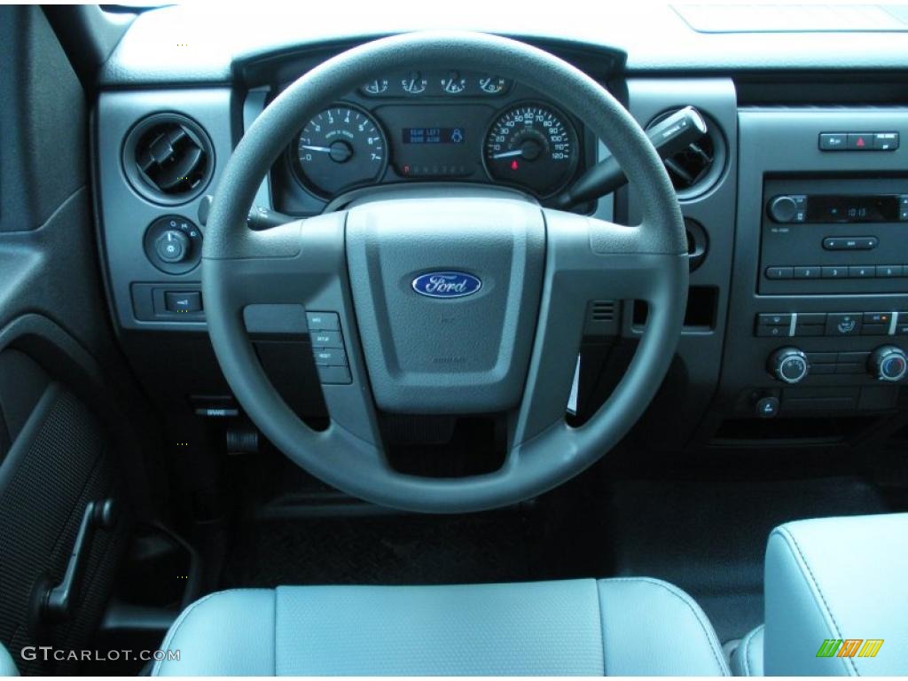 2011 F150 XL SuperCab - Oxford White / Steel Gray photo #7