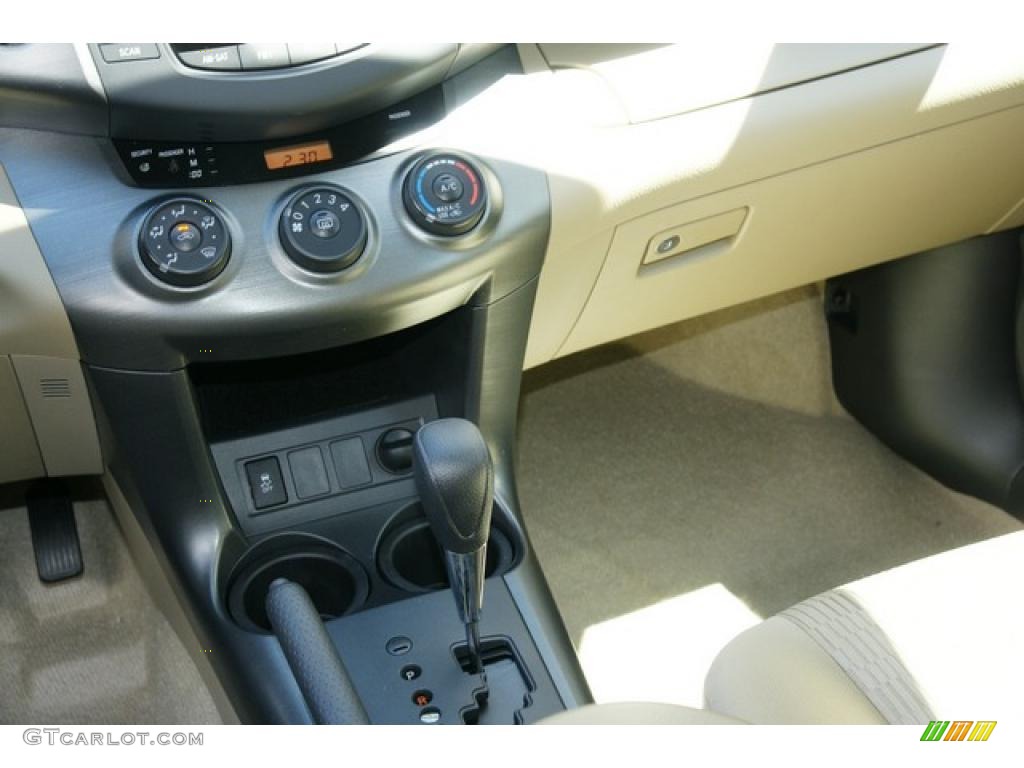 2011 RAV4 I4 4WD - Black Forest Metallic / Sand Beige photo #12