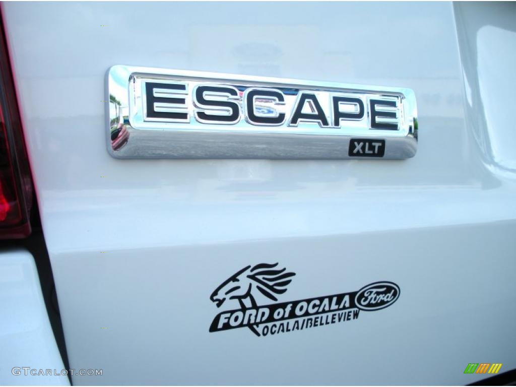 2011 Escape XLT V6 - White Suede / Stone photo #4