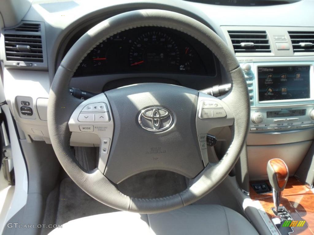 2009 Camry XLE V6 - Super White / Ash photo #16