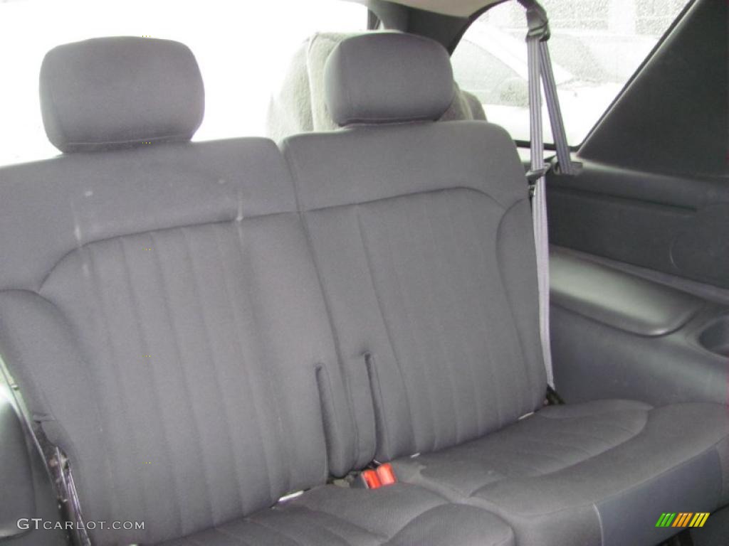 Graphite Gray Interior 2004 Chevrolet Blazer LS 4x4 Photo #48695205