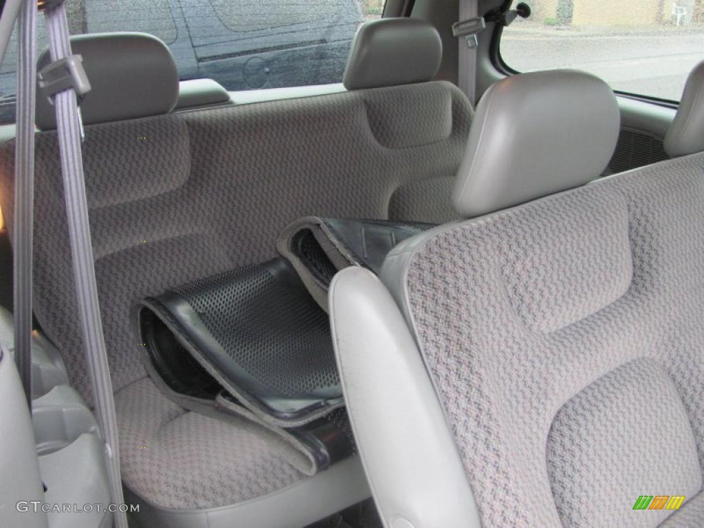 Mist Grey Interior 2000 Dodge Caravan Standard Caravan Model Photo #48698302