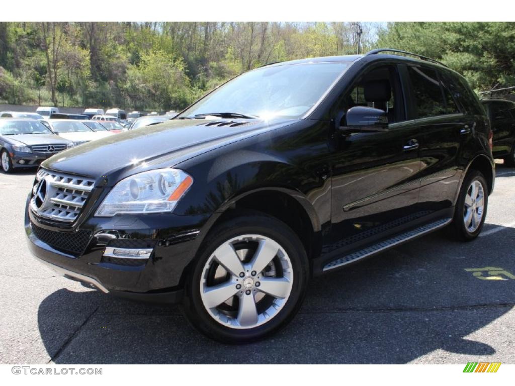 2011 ML 350 4Matic - Black / Black photo #1