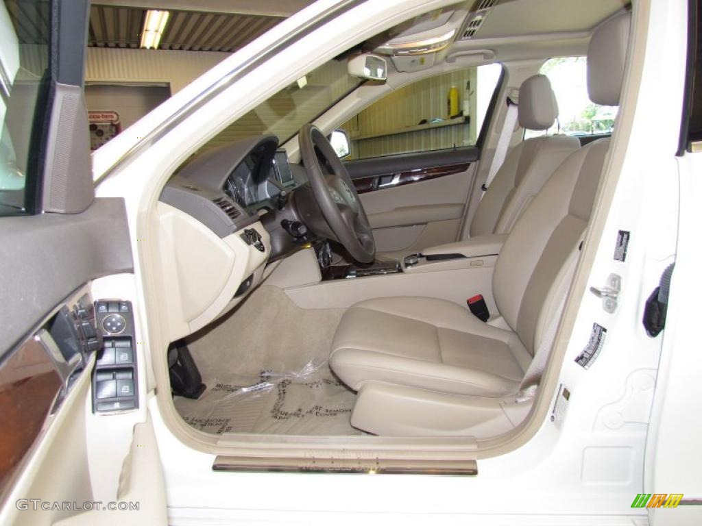 2009 C 300 Luxury - Arctic White / Almond/Mocha photo #8