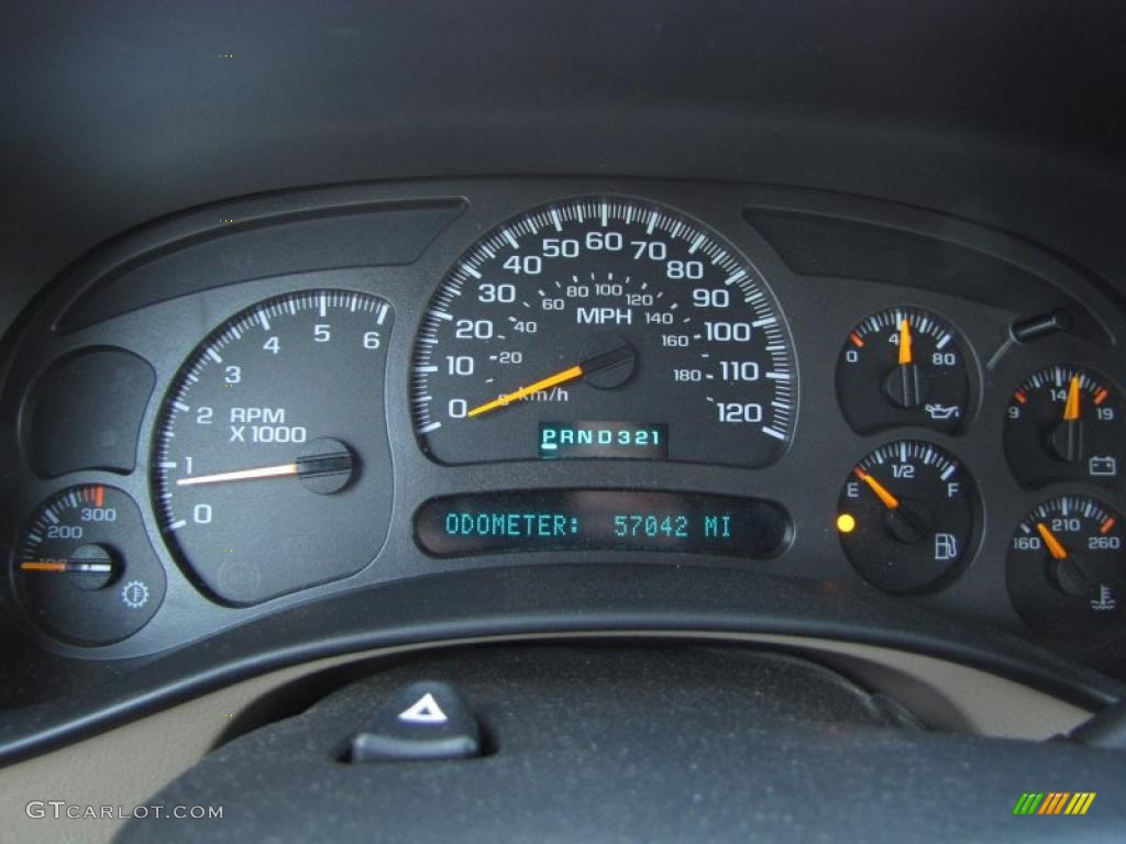 2004 Chevrolet Silverado 2500HD LT Crew Cab Gauges Photos