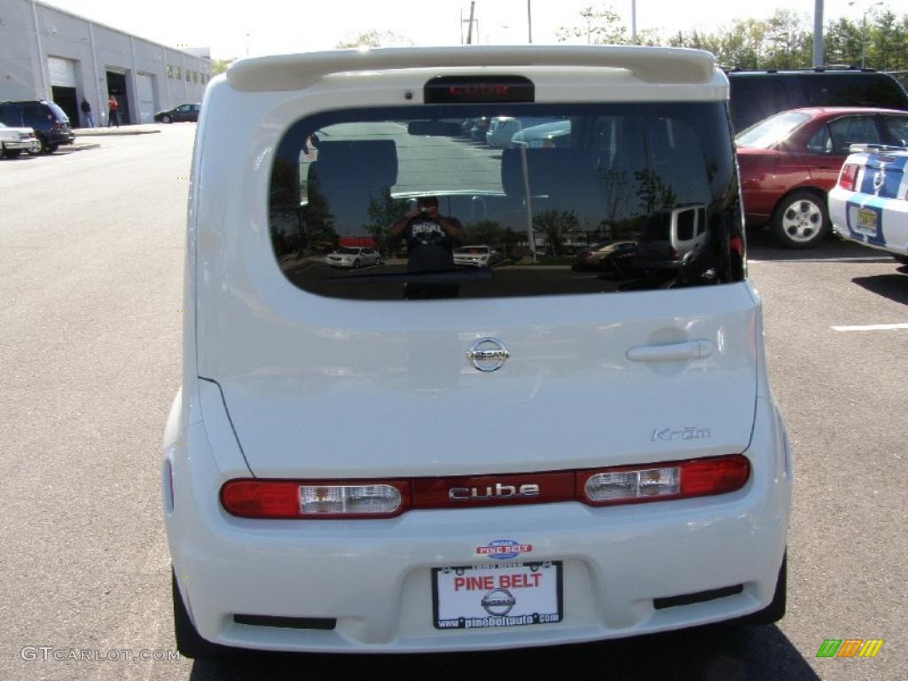 White Pearl 2009 Nissan Cube Krom Edition Exterior Photo #48702517