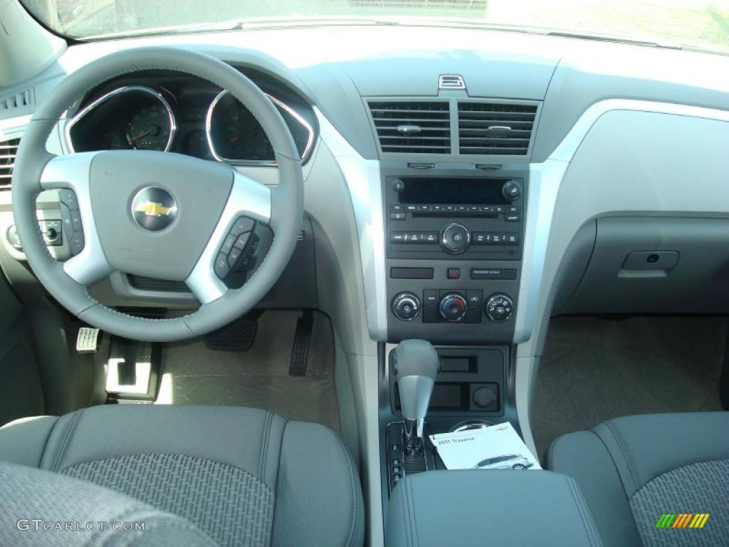 2011 Chevrolet Traverse LS Dark Gray/Light Gray Dashboard Photo #48702541
