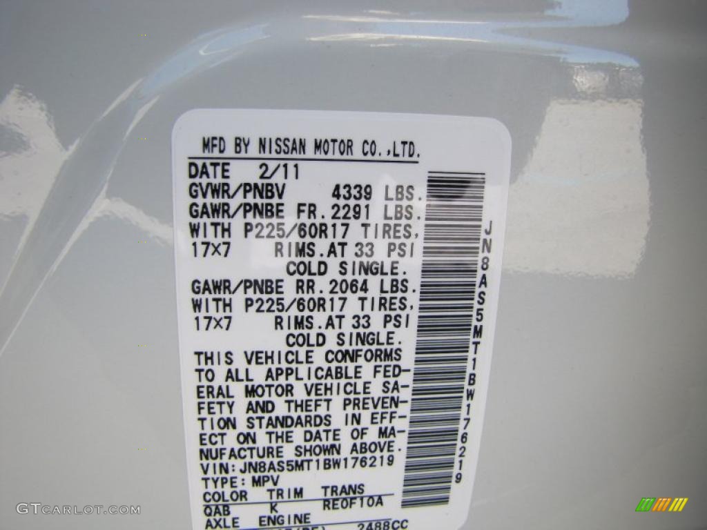 2011 Rogue SV - Pearl White / Gray photo #20