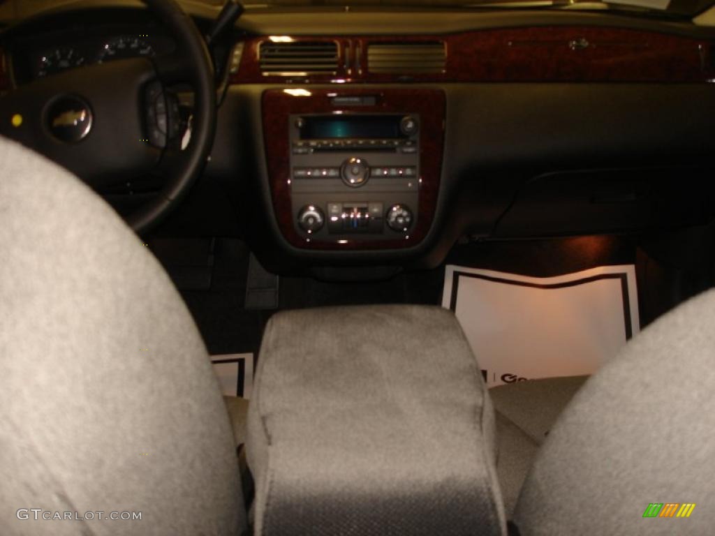 2011 Impala LT - Cyber Gray Metallic / Ebony photo #4