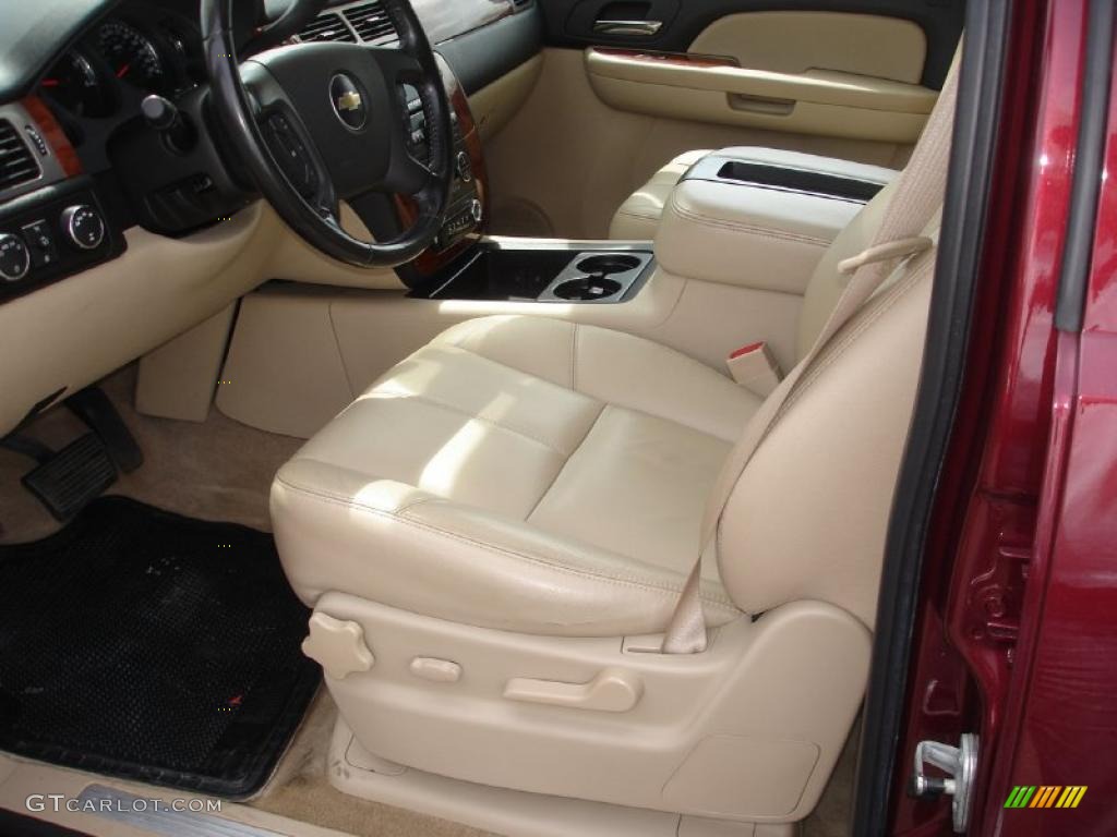 Ebony/Light Cashmere Interior 2008 Chevrolet Avalanche LT 4x4 Photo #48704938
