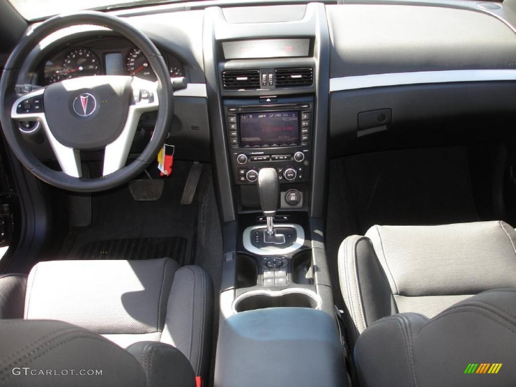 2008 Pontiac G8 GT Onyx Dashboard Photo #48705187