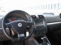 Black - Jetta SE Sedan Photo No. 7
