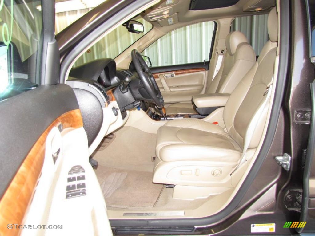 Tan Interior 2007 Saturn Outlook XR Photo #48707395
