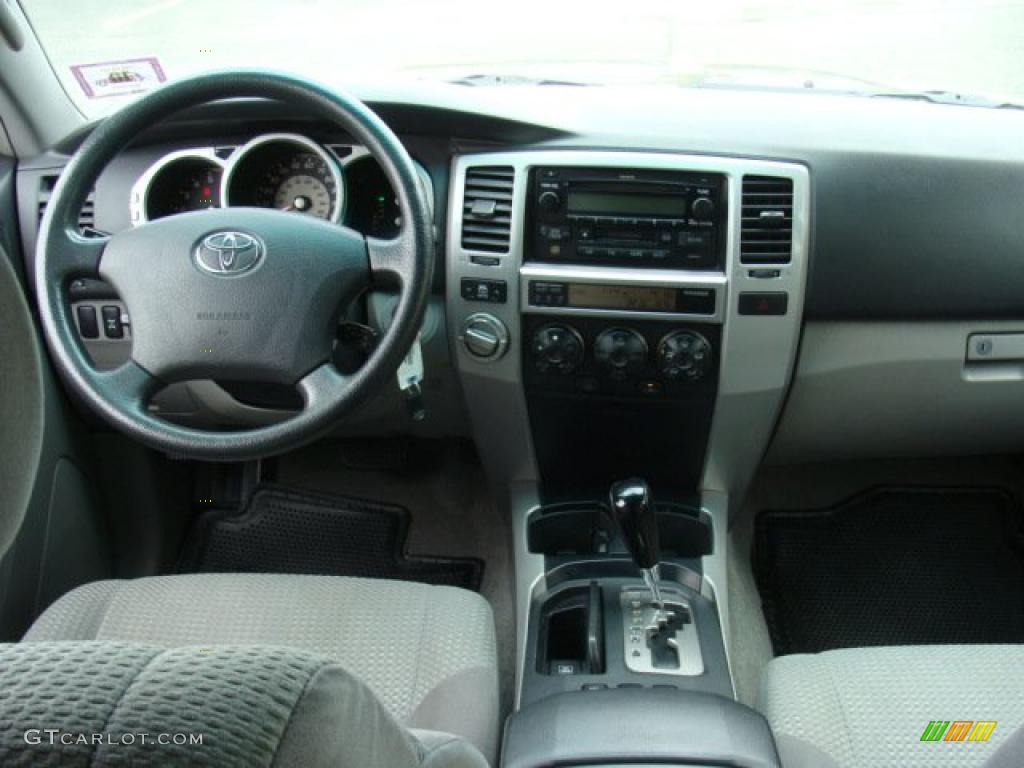 2004 4Runner SR5 4x4 - Galactic Gray Mica / Stone photo #9