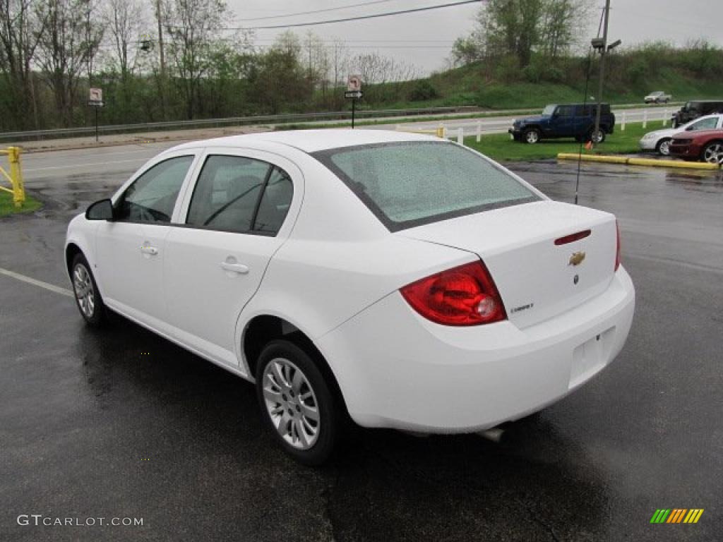 2010 Cobalt LS Sedan - Summit White / Gray photo #7