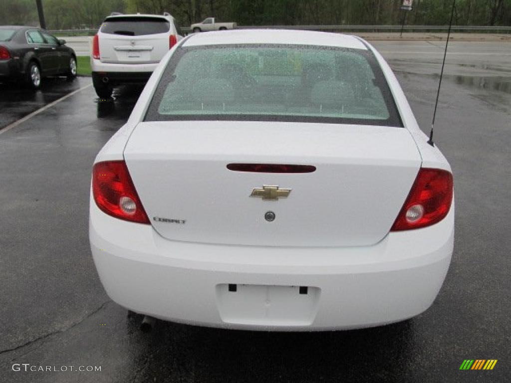 2010 Cobalt LS Sedan - Summit White / Gray photo #8
