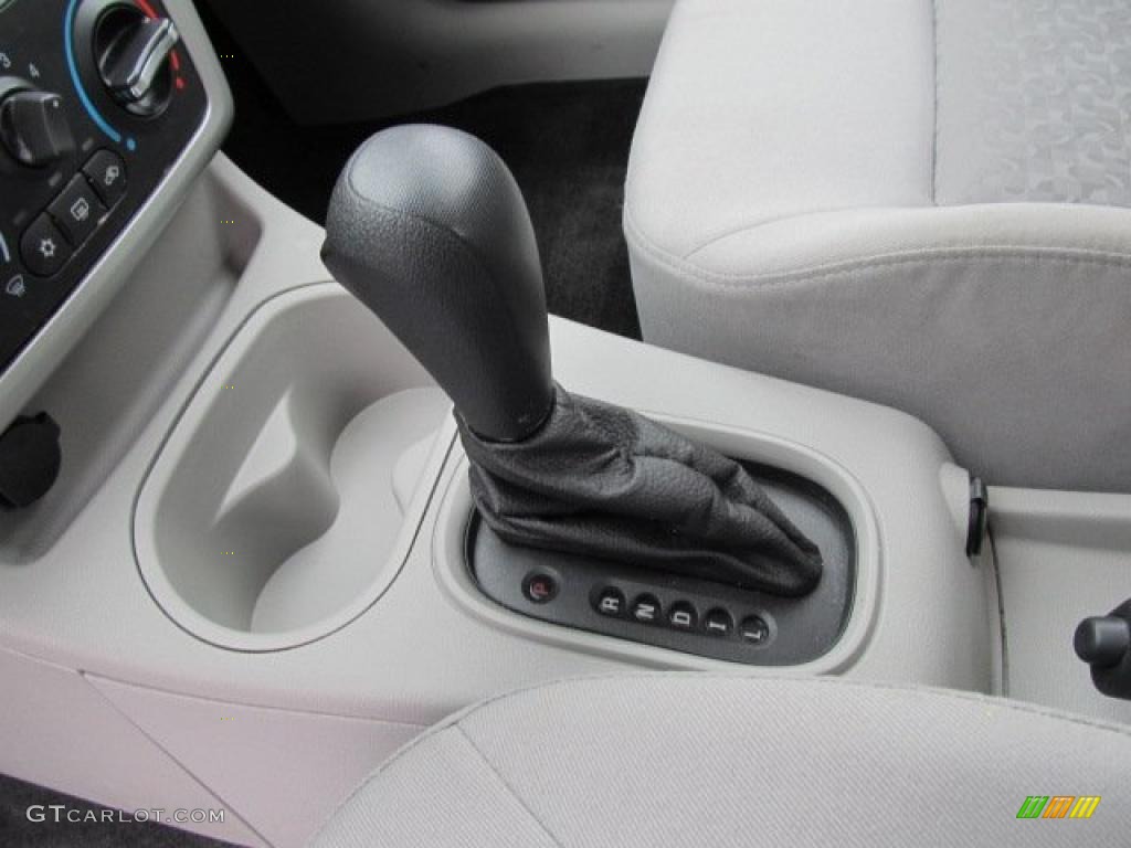 2010 Cobalt LS Sedan - Summit White / Gray photo #18