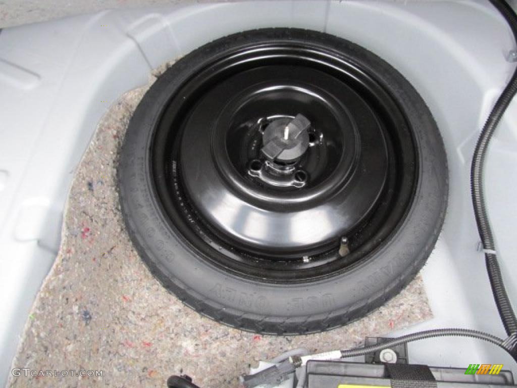 2010 Cobalt LS Sedan - Summit White / Gray photo #21