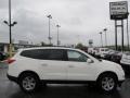 White - Traverse LT AWD Photo No. 2