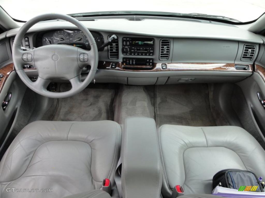 2004 Buick Park Avenue Standard Park Avenue Model Medium Gray Dashboard Photo #48709915
