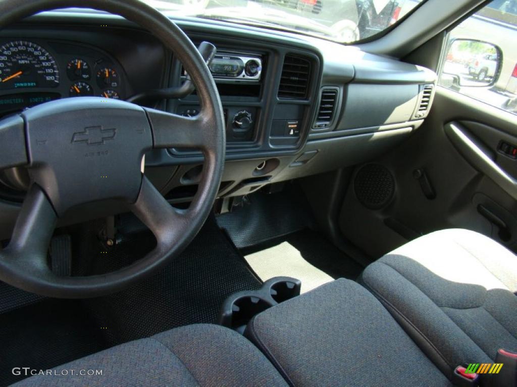 2004 Silverado 1500 Regular Cab - Dark Gray Metallic / Dark Charcoal photo #15