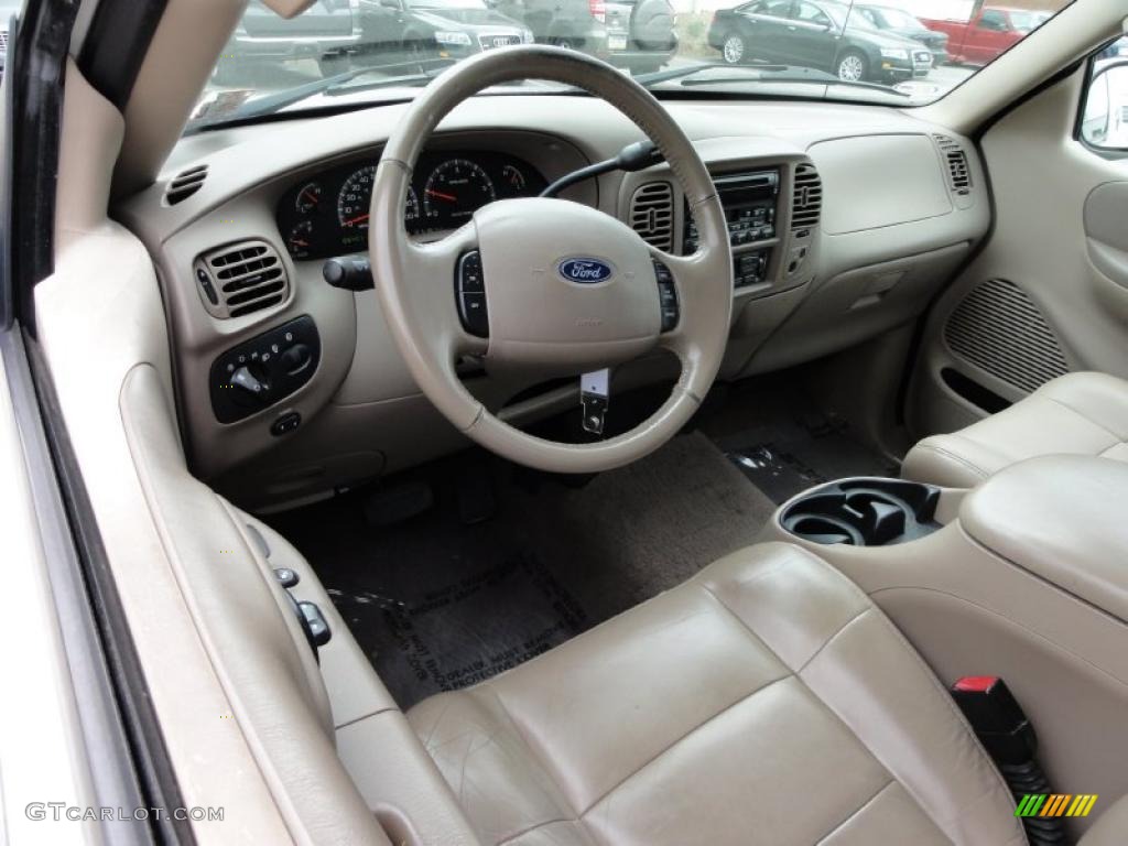 2003 Ford F150 Lariat SuperCab 4x4 interior Photo #48711076