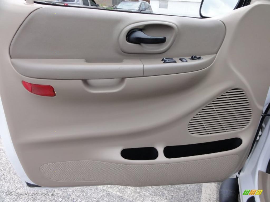 2003 Ford F150 Lariat SuperCab 4x4 Medium Parchment Beige Door Panel Photo #48711106