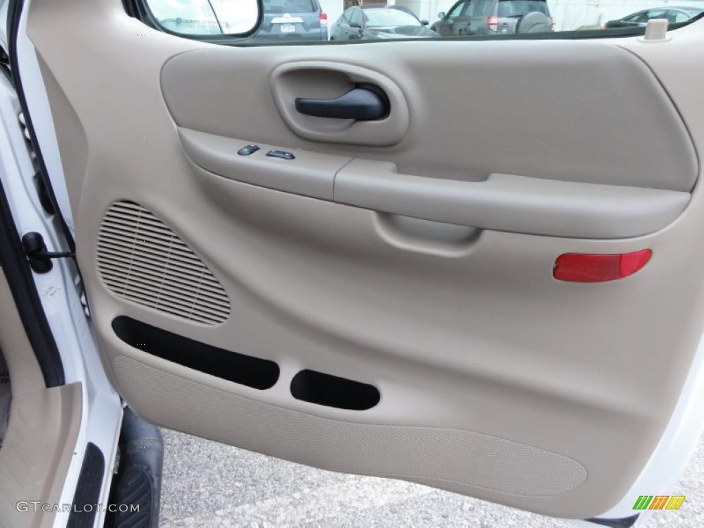 2003 Ford F150 Lariat SuperCab 4x4 Medium Parchment Beige Door Panel Photo #48711238
