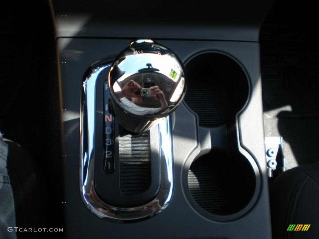 2009 Ford Explorer Sport Trac XLT 4x4 Transmission Photos