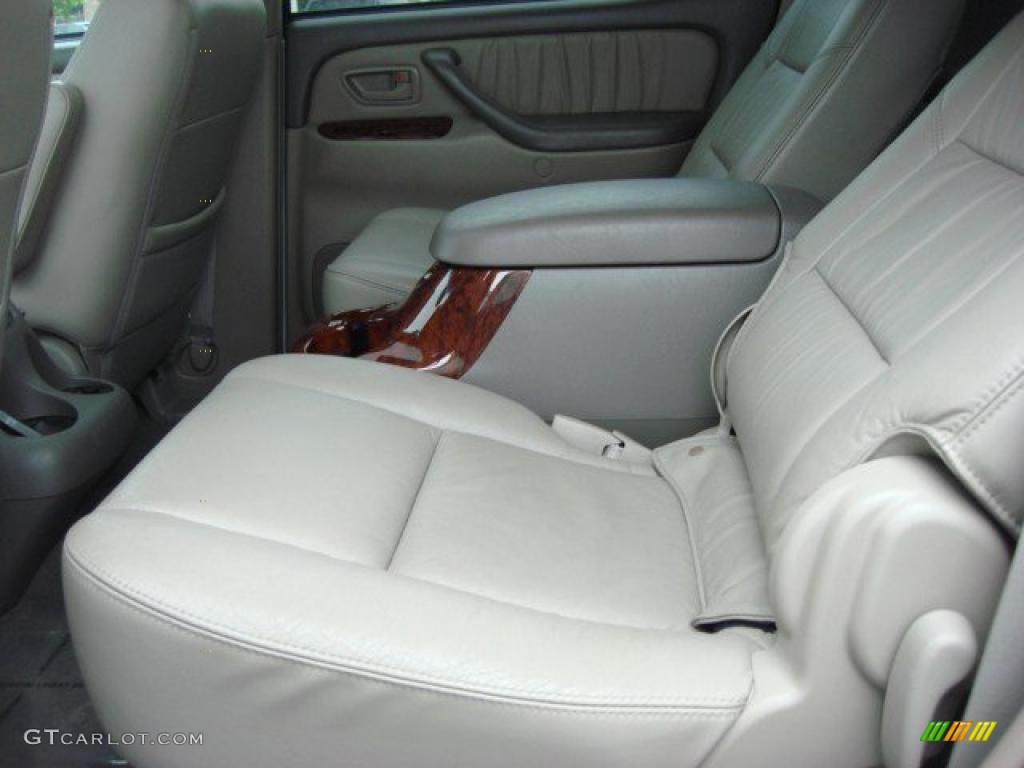 2006 Sequoia Limited 4WD - Natural White / Taupe photo #8