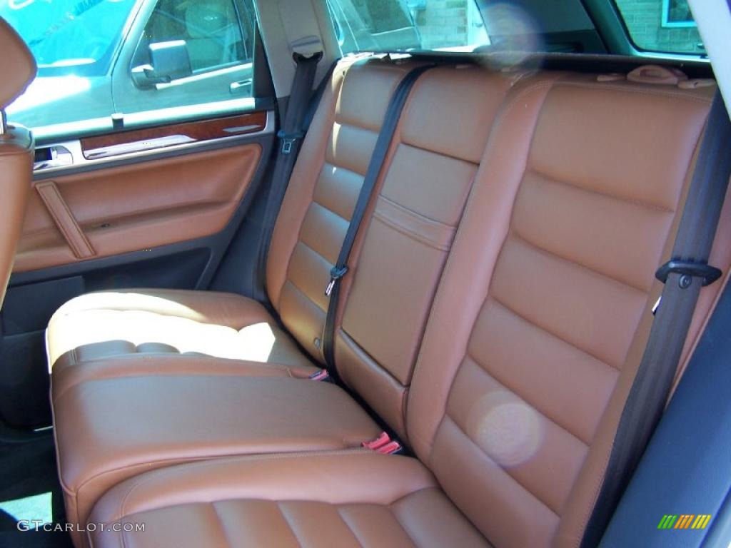 Teak Interior 2006 Volkswagen Touareg V8 Photo #48716713