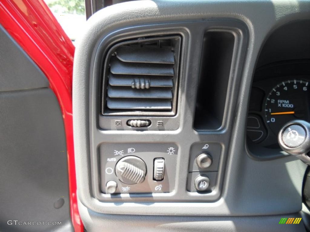 2005 Silverado 1500 LS Extended Cab - Victory Red / Dark Charcoal photo #25