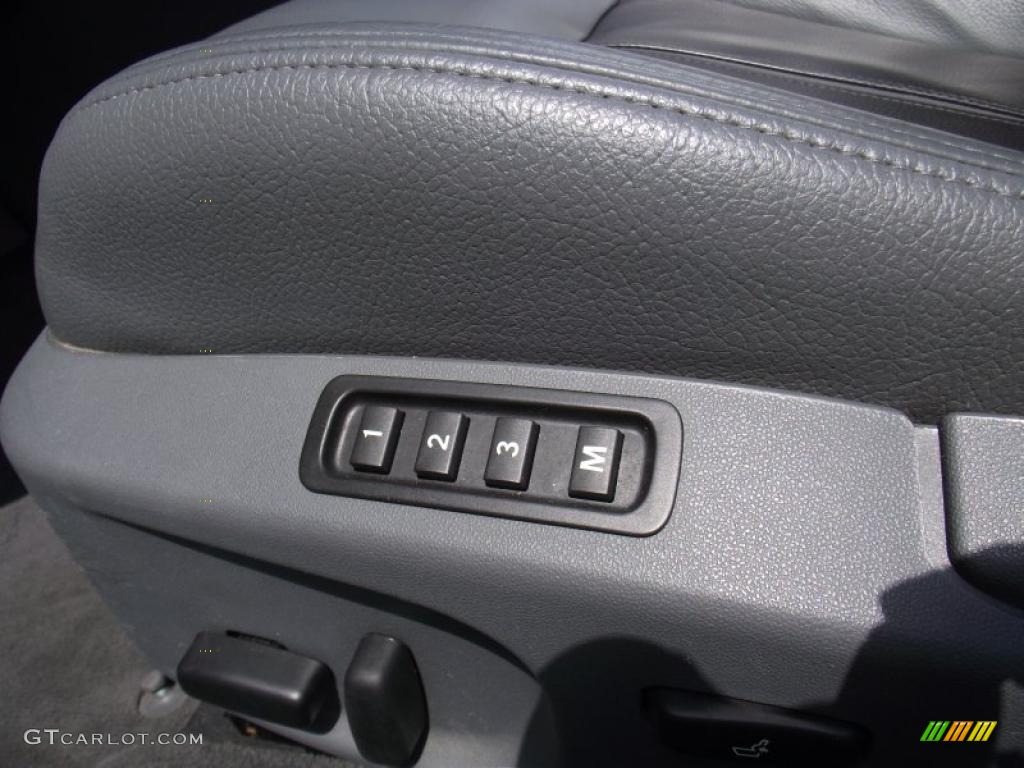 2007 Saab 9-3 Aero Convertible Controls Photo #48718983