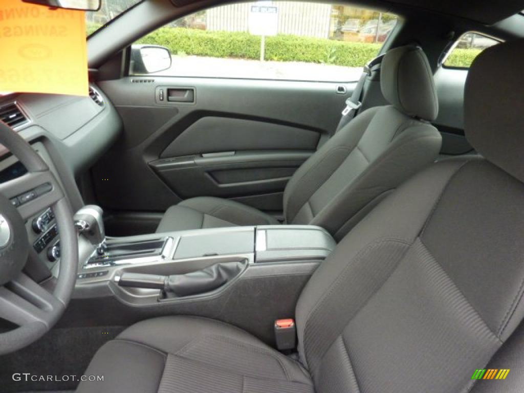 Charcoal Black Interior 2011 Ford Mustang GT Coupe Photo #48720989