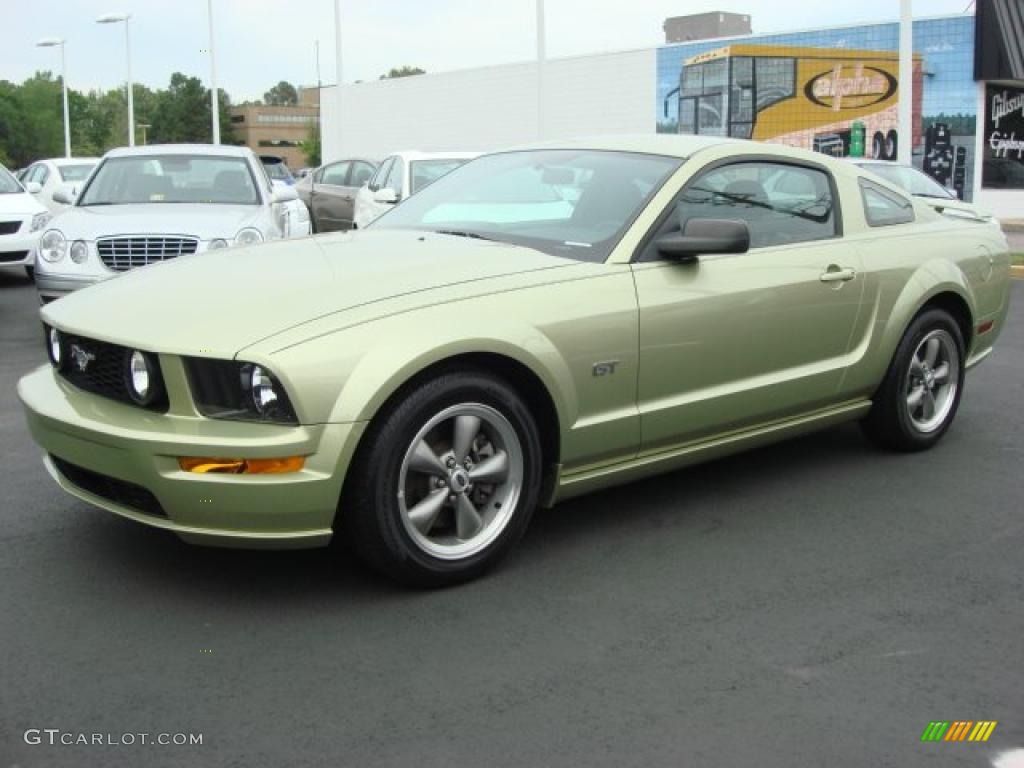 2006 Mustang GT Premium Coupe - Legend Lime Metallic / Dark Charcoal photo #6