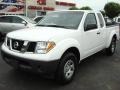 Avalanche White - Frontier SE King Cab Photo No. 6