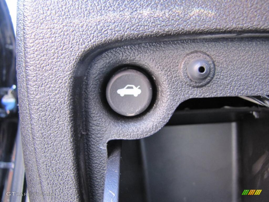 2010 Cobalt LT Sedan - Black / Ebony photo #8