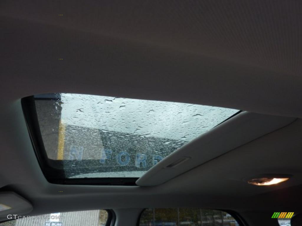 2005 Equinox LT AWD - Summit White / Light Gray photo #12