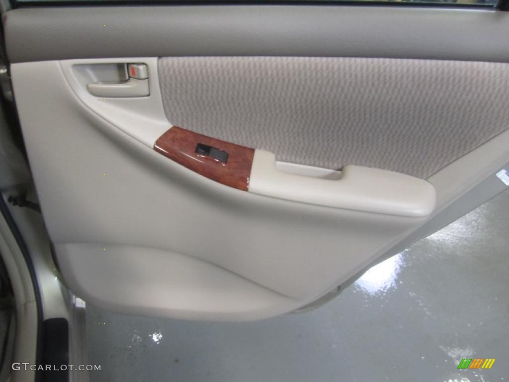 2006 Corolla LE - Desert Sand Mica / Beige photo #18