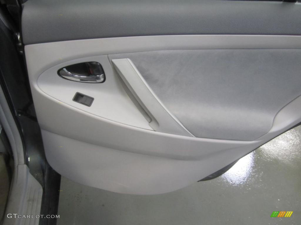 2009 Camry Hybrid - Magnetic Gray Metallic / Ash photo #20