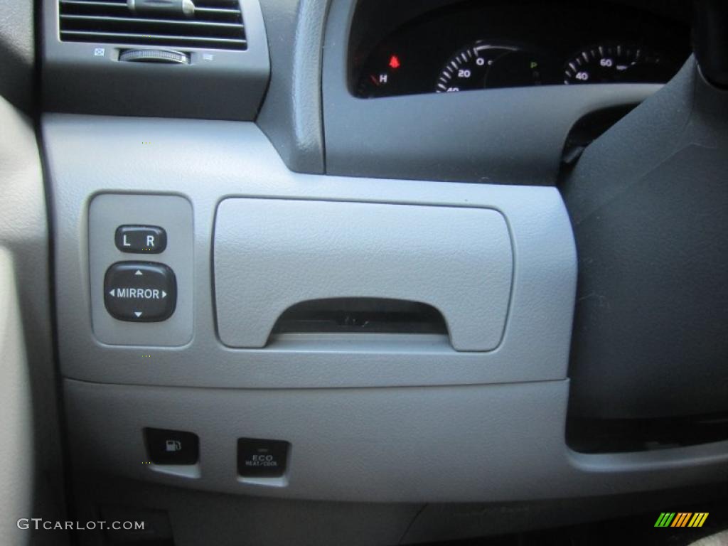 2009 Camry Hybrid - Magnetic Gray Metallic / Ash photo #26