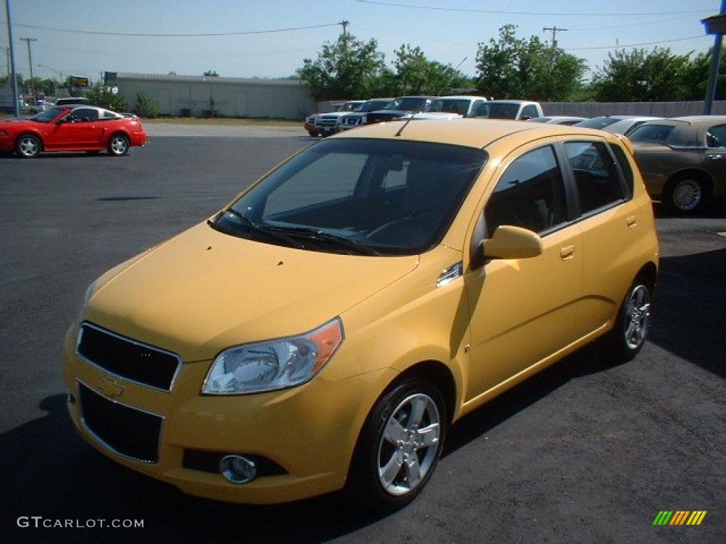 2009 Aveo Aveo5 LT - Summer Yellow / Charcoal photo #1