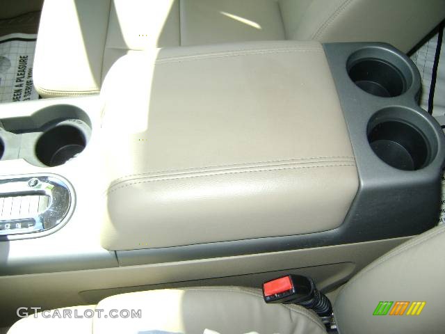 2006 F150 Lariat SuperCrew - Oxford White / Tan photo #39