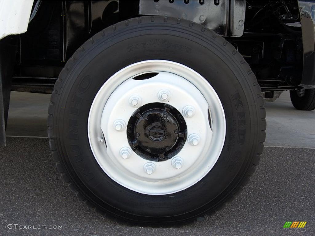2007 GMC C Series TopKick C4500 Regular Cab Chassis Moving Truck Wheel Photo #48732222