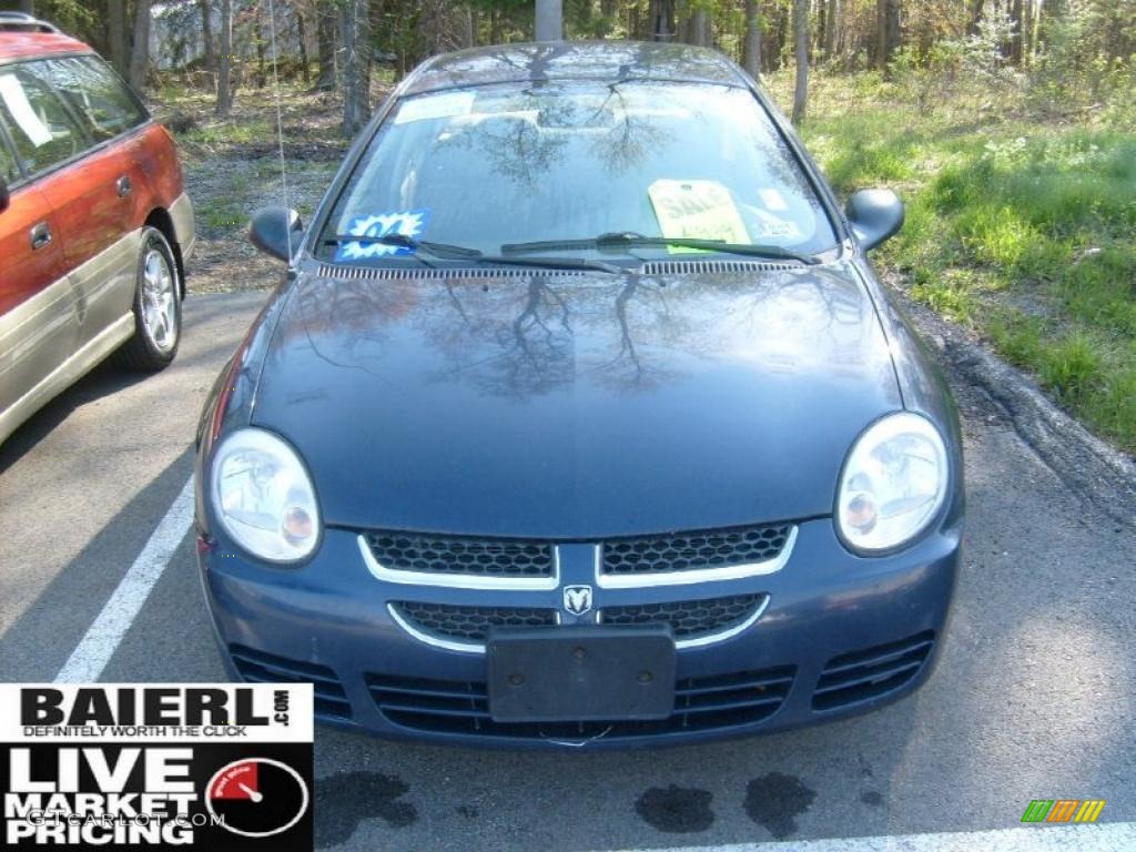 2004 Neon SE - Midnight Blue Pearlcoat / Dark Slate Gray photo #2