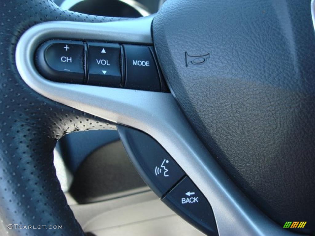 2009 Honda Fit Sport Controls Photo #48733890